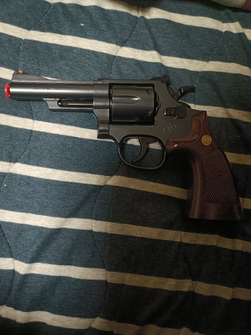 M19 4インチ　エア　コッキングガン　18才以上用　クラウンモデル