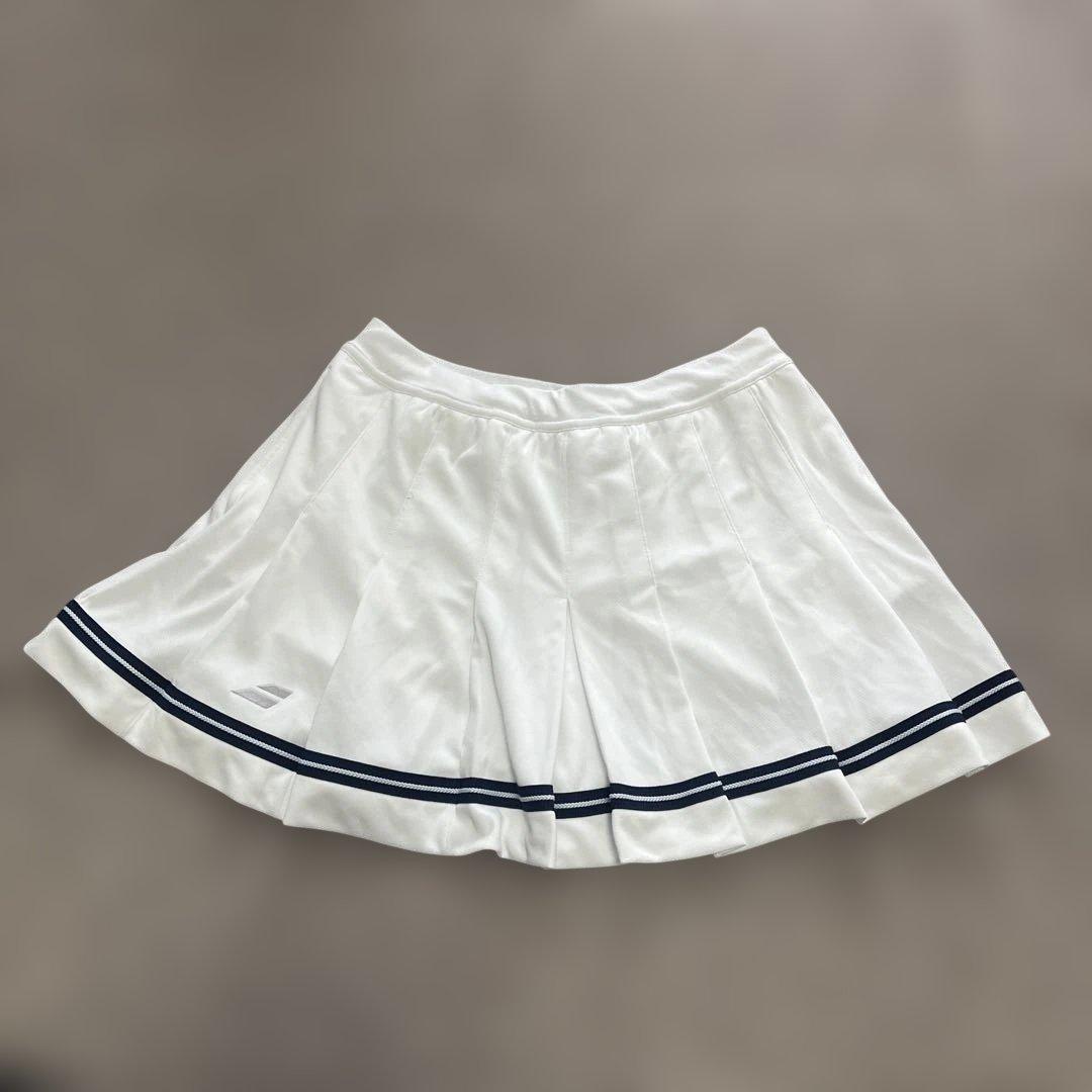 バボラ　ホワイト テニスウェア　セットアップ