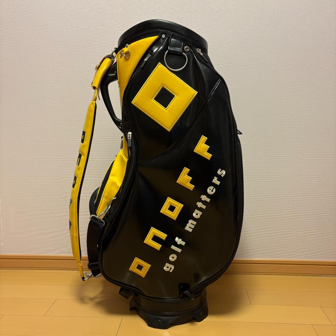 onoff オノフ　ゴルフキャディバッグ ツアー仕様　ブラックxイエロー