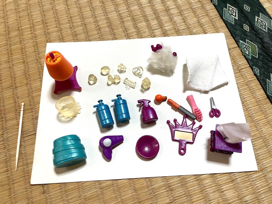 BRATZ ブラッツ　ドレッサー　グッズ　人形