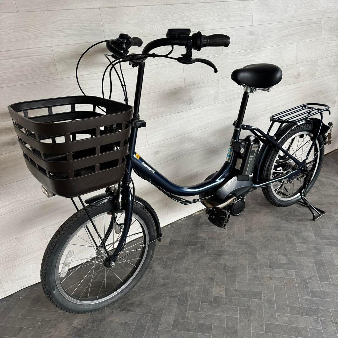 電動アシスト自転車 ダークブルー 前部バスケット付き