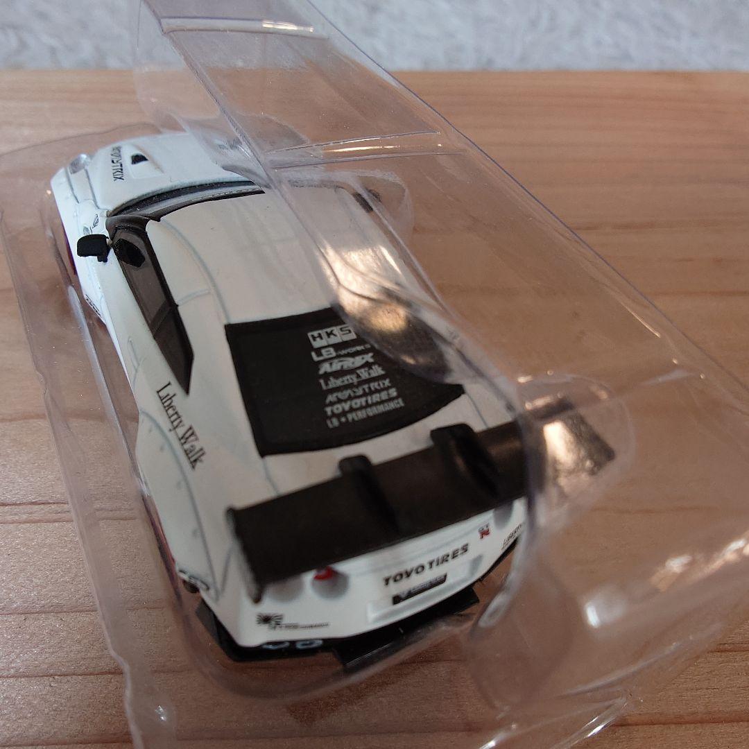 LB★Works Nissan GT-R Matte White 1/64