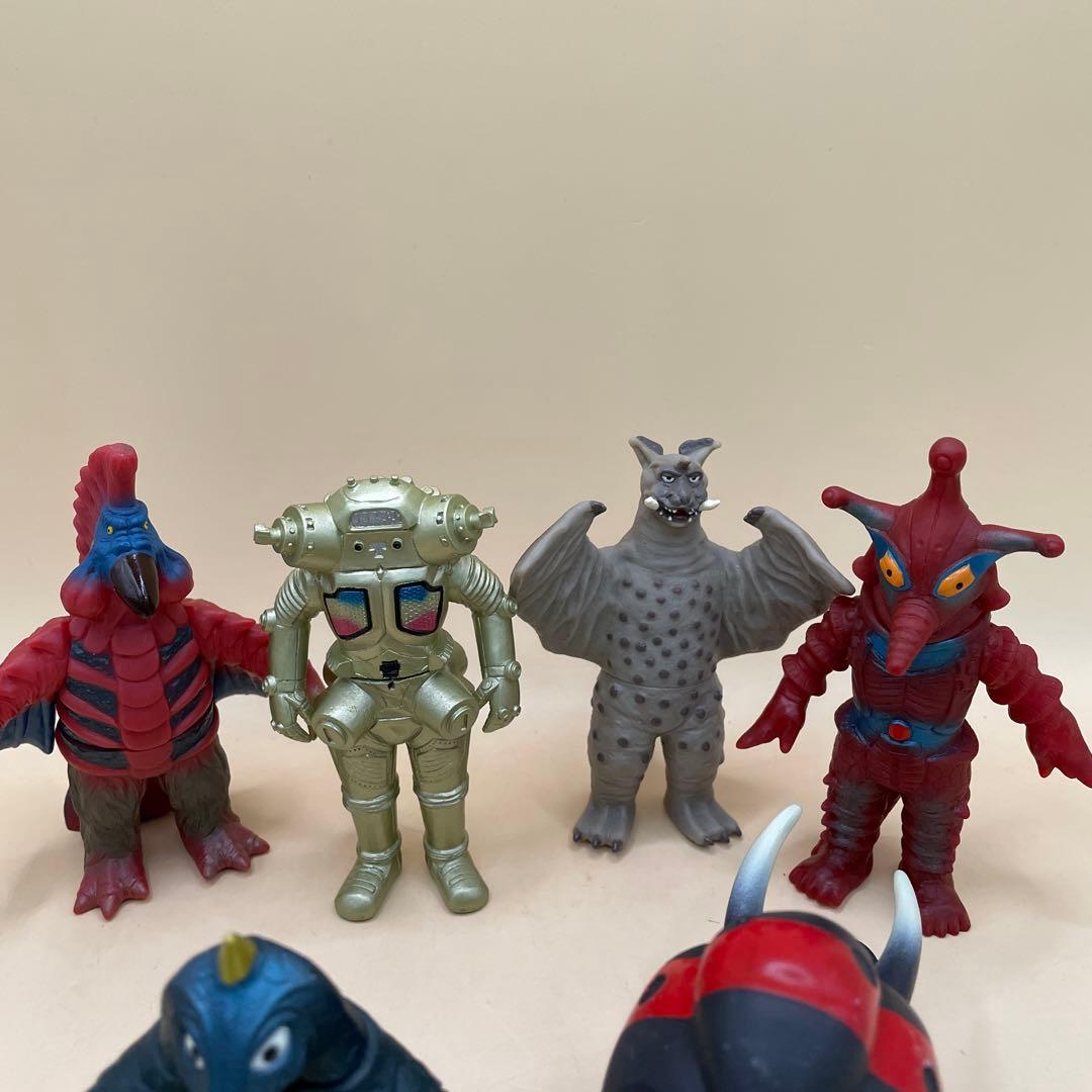ウルトラマンシリーズ 怪獣フィギュア 6体セット　ソフビ バンダイ ウルト怪獣
