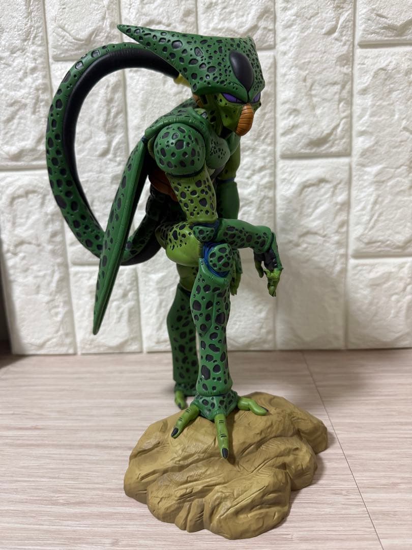 ドラゴンボール　アライズ　セル第一形態SPカラー