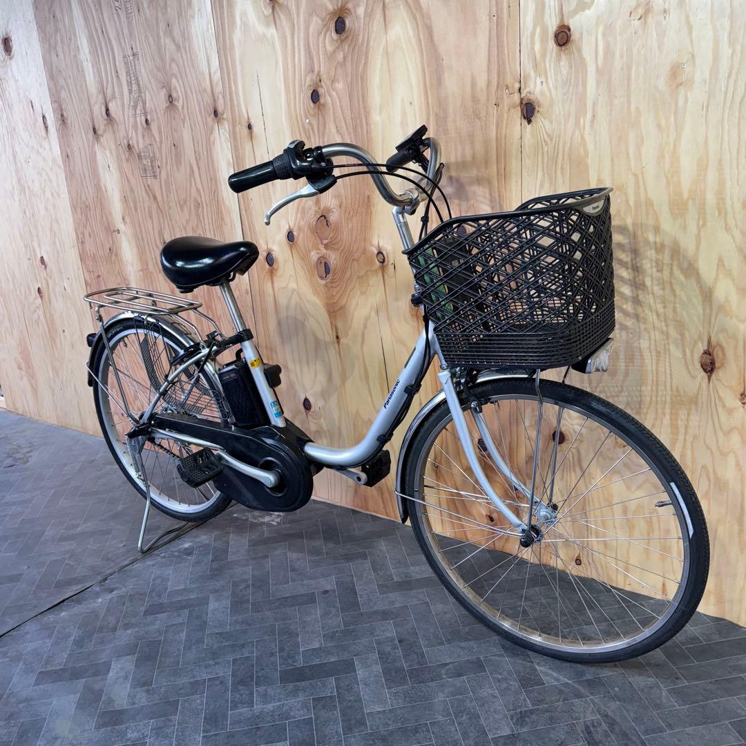 シルバー 電動アシスト自転車 シティタイプ