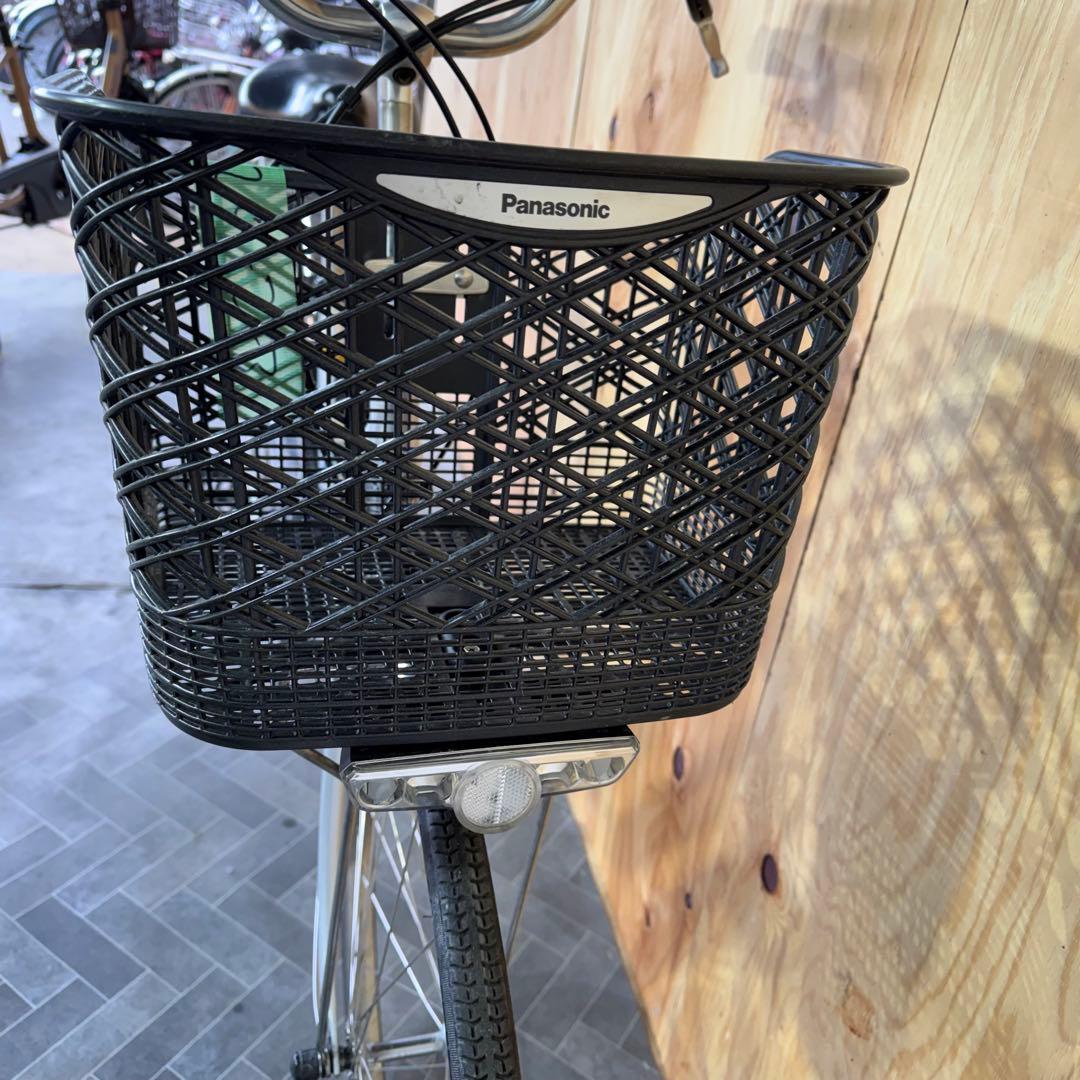 シルバー 電動アシスト自転車 シティタイプ