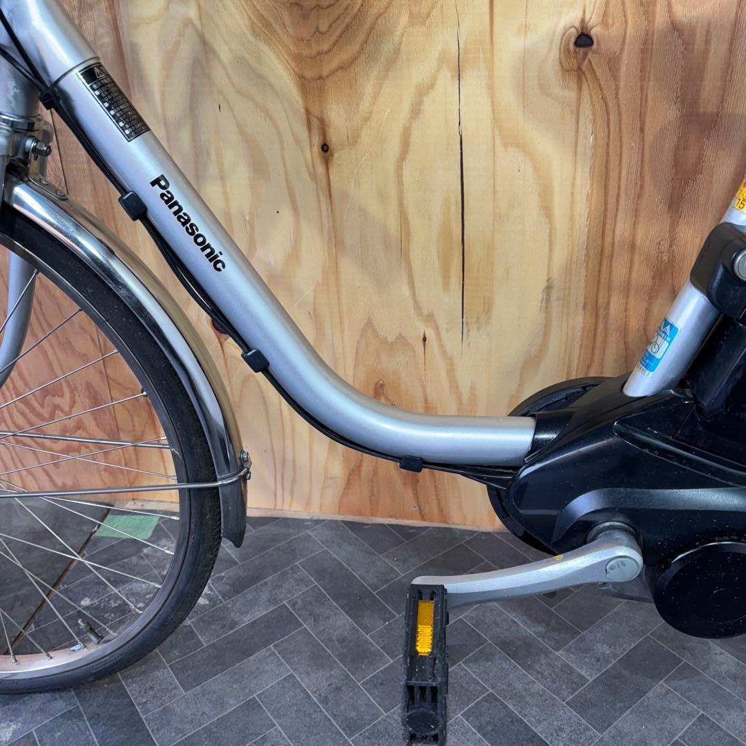 シルバー 電動アシスト自転車 シティタイプ
