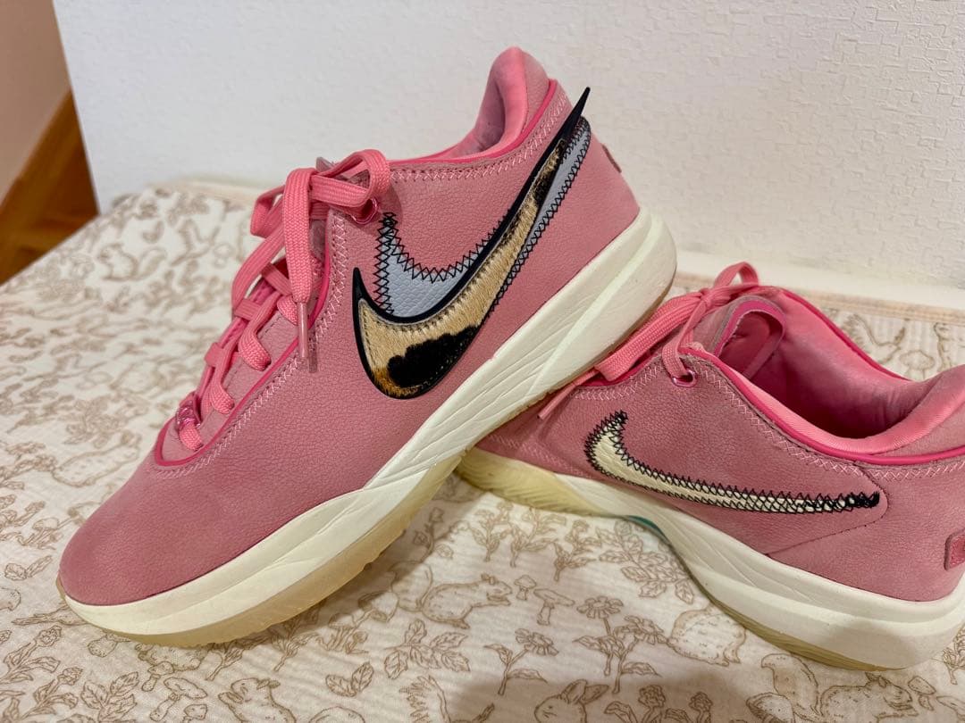 【極美品】Nikeメンズ バスケットボールシューズ DQ7675-600 ピンク