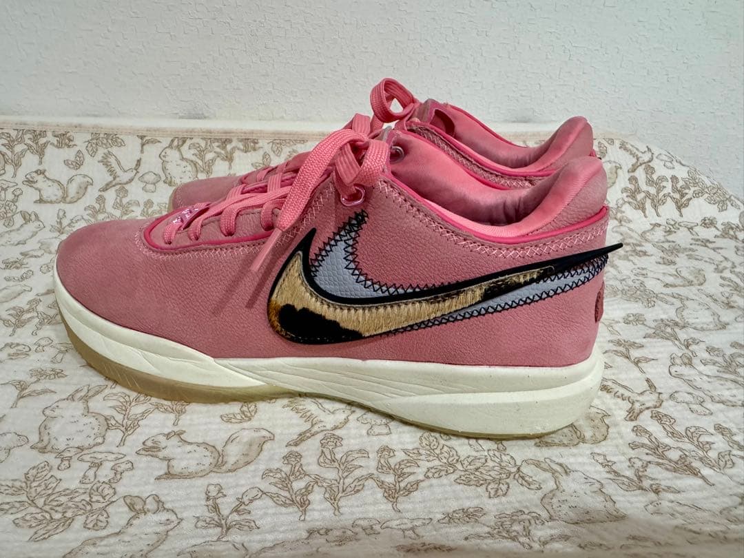 【極美品】Nikeメンズ バスケットボールシューズ DQ7675-600 ピンク