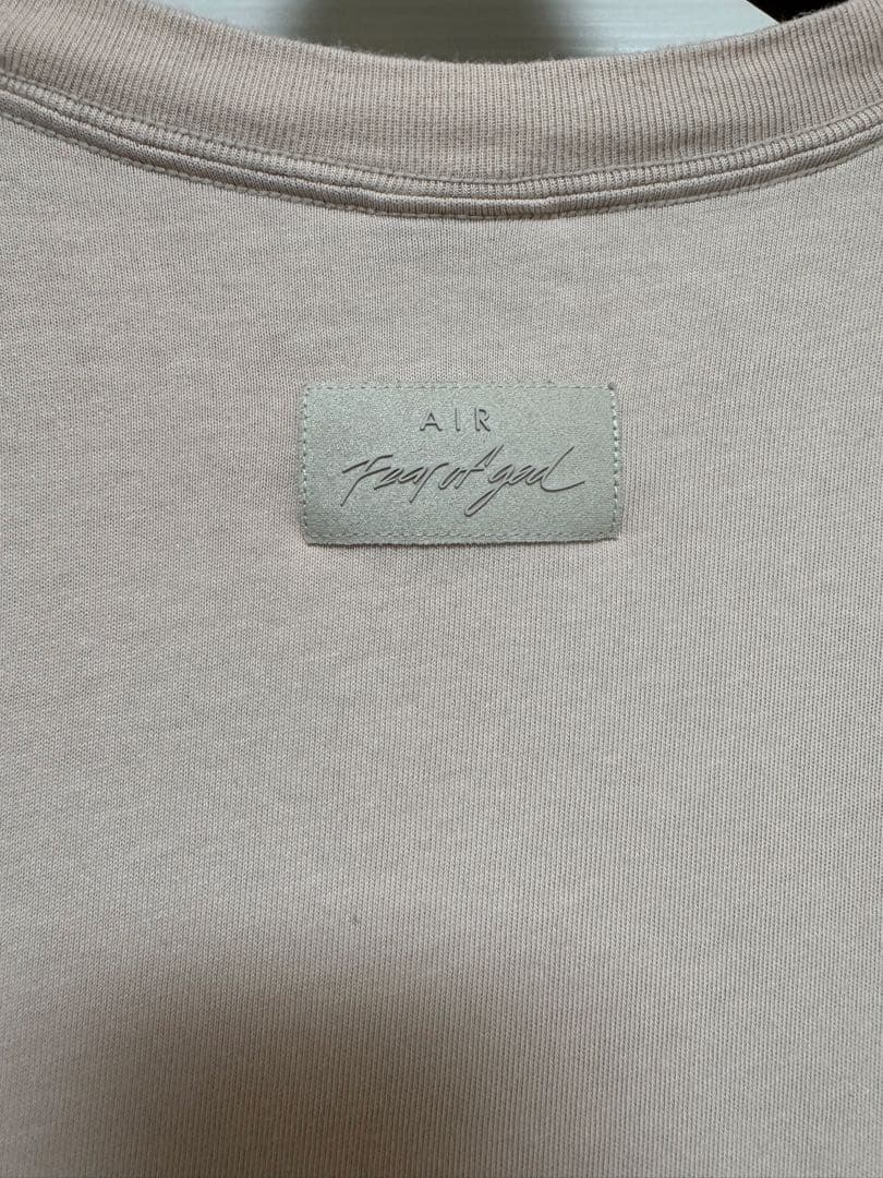 ファングッズ NBA NIKE FEAR OF GOD Warm Up Tee Oatmeal