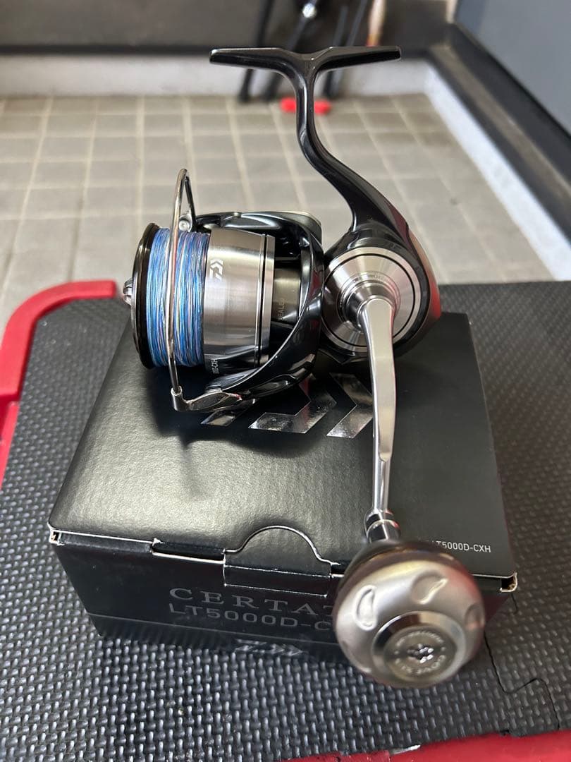 24セルテートLT5000D-CXH スピニングリール