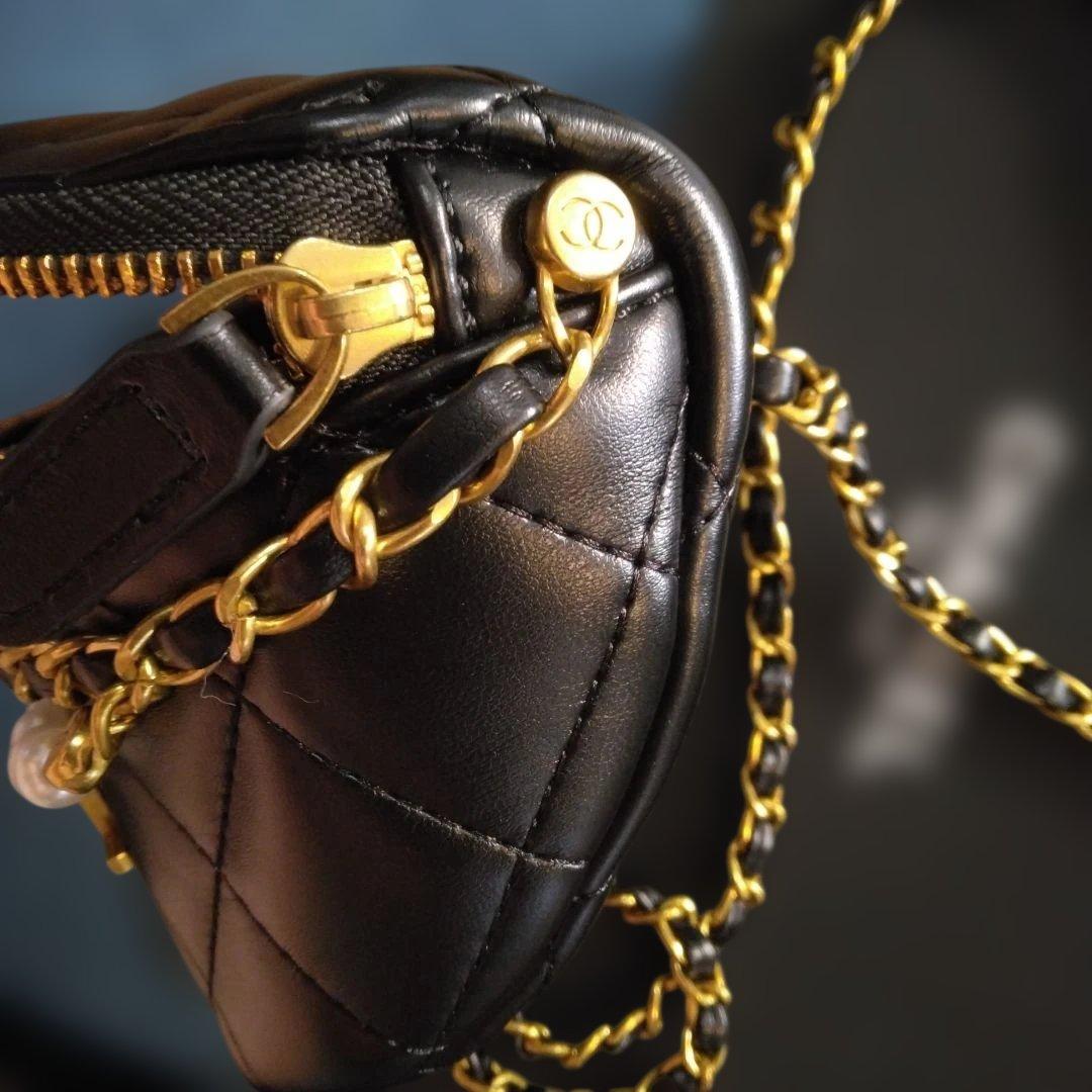 CHANEL メイクアップポーチ キルティング