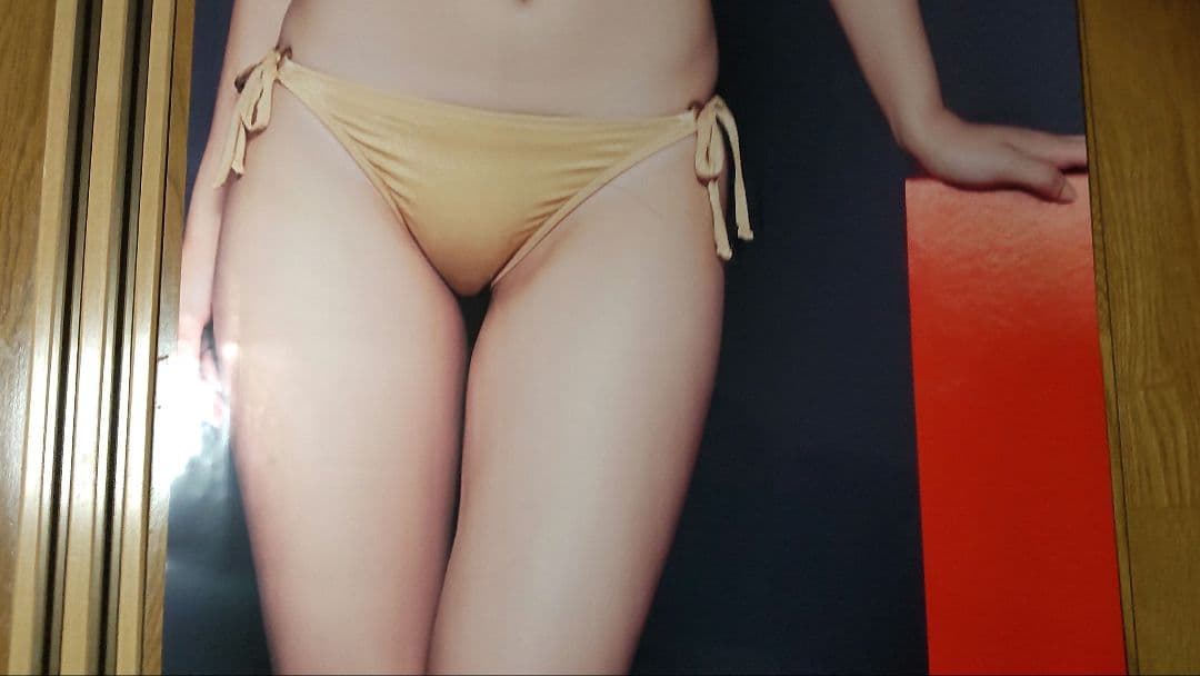 稲村亜美 等身大ポスター