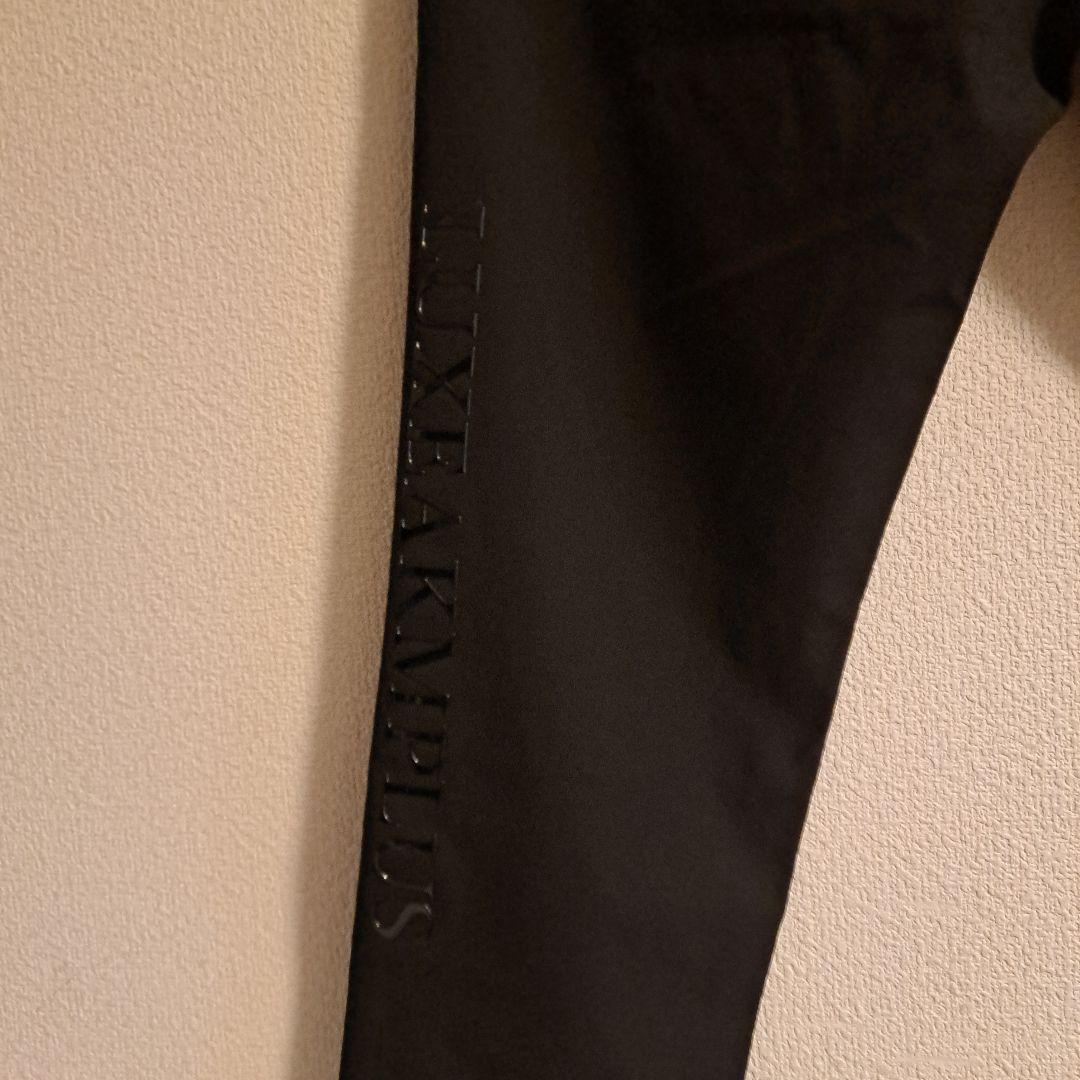 新品！LUXEAKMPLUS 黒 カジュアルパンツ ウエストゴム付き
