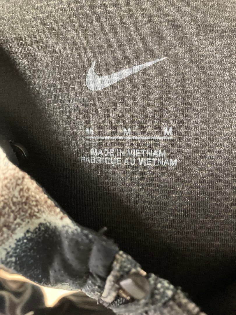 Nike ウィンドブレーカー Mサイズ マルチカラー