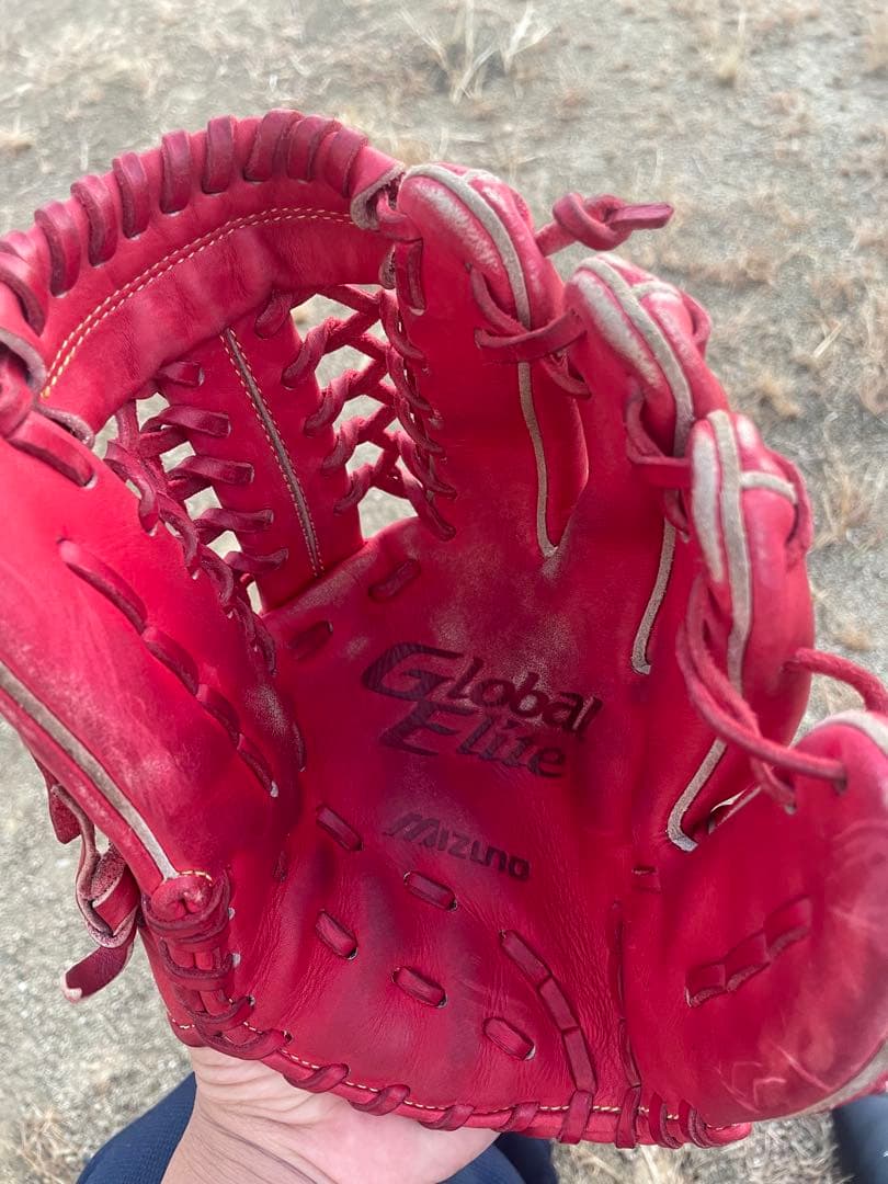 Mizuno Global Elite 野球グローブ 赤