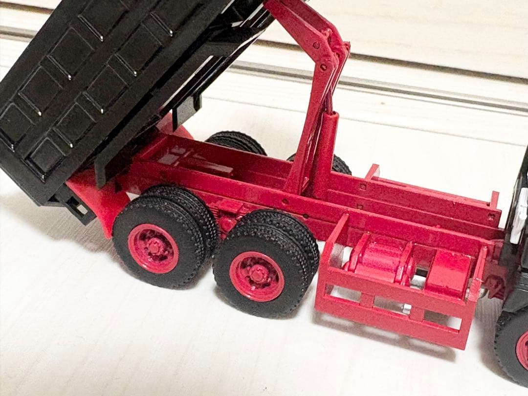 週末価格《新品箱付》1:64 日野　ダンプ　トラック　ミニカー