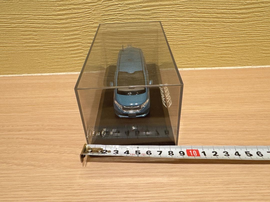 ゆ*ち様 FREED ミニカー 1/43 スケール 青