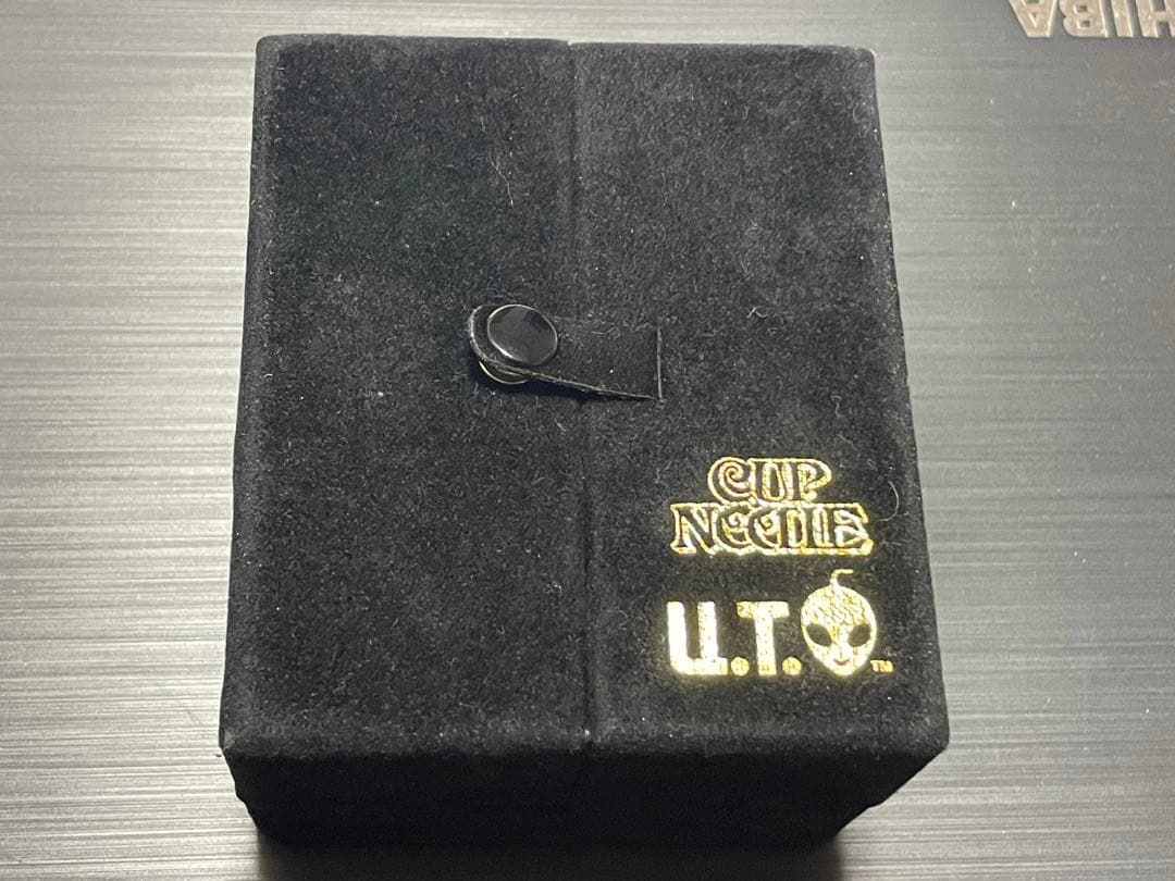 日清食品 ゴールド U.T. 13mm 純金フィギュア K24 宇宙人 懸賞品