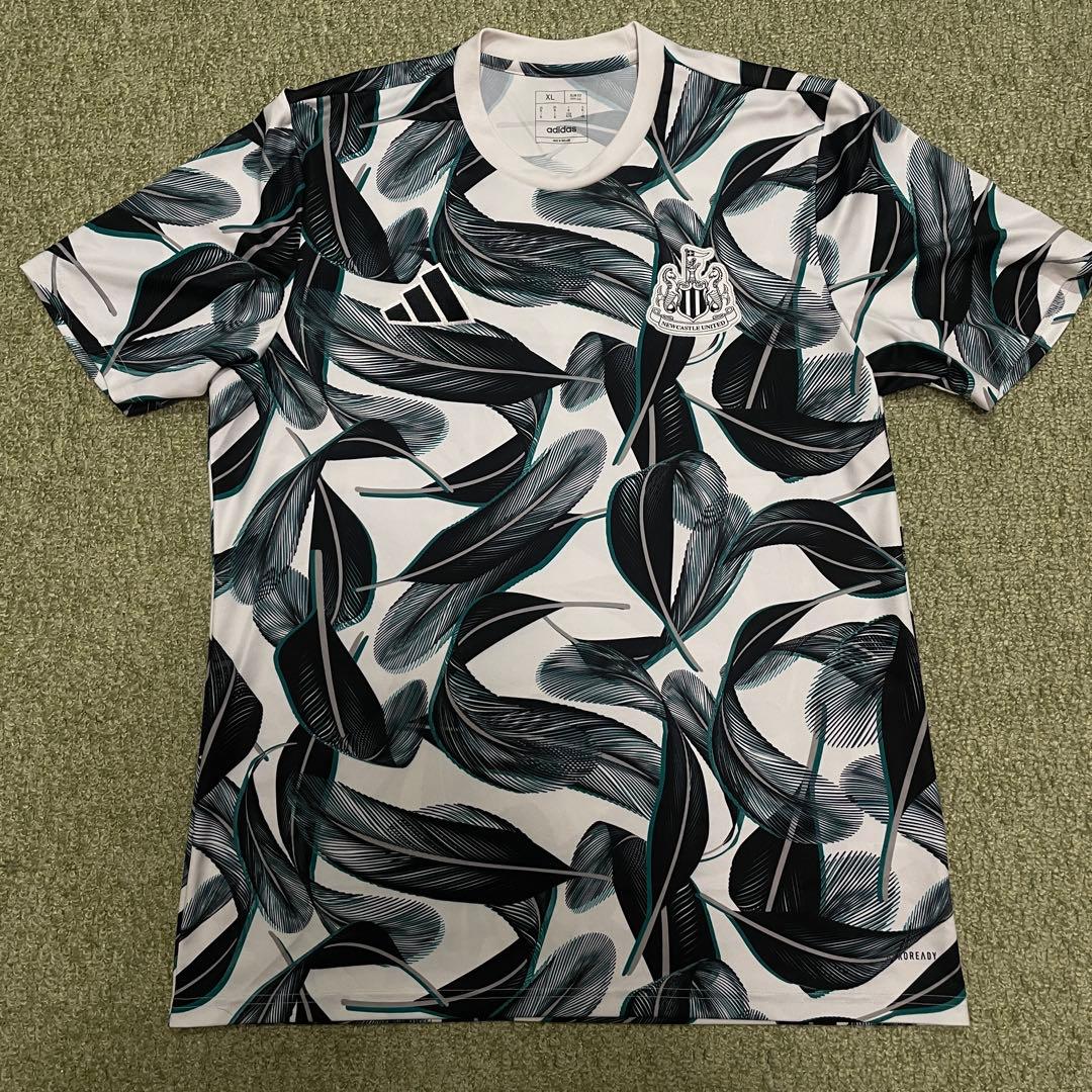 日本未発売 24-25 ニューキャッスル プレマッチシャツ XL