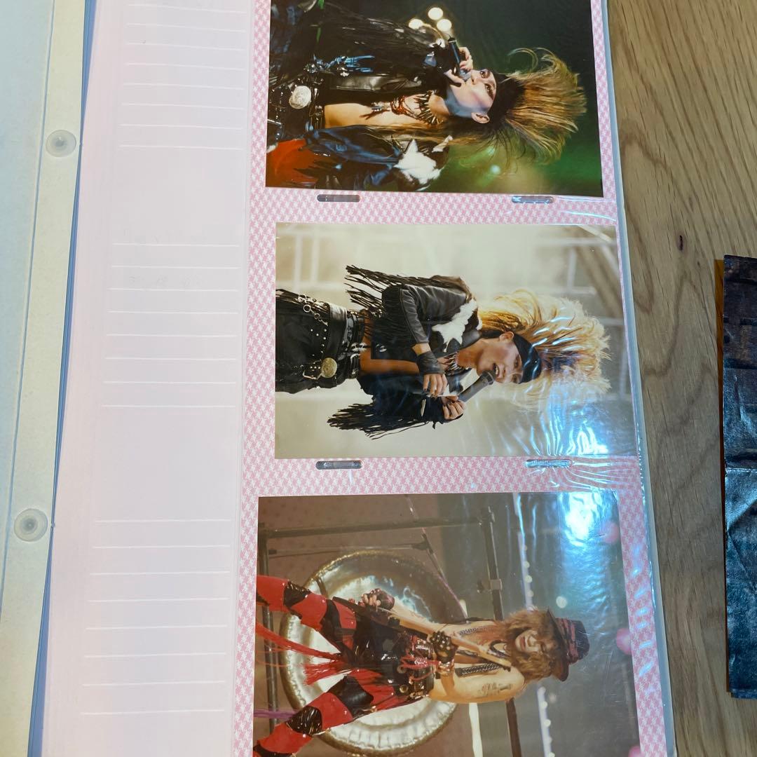 X HIDE 写真
