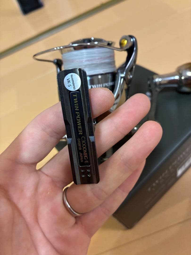 最終値下げ　24ツインパワー C3000MHG リブレハンドル