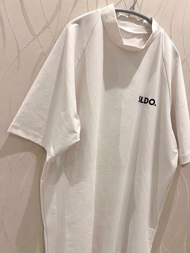 SLDO. ハイネックホワイトTシャツ　XXL