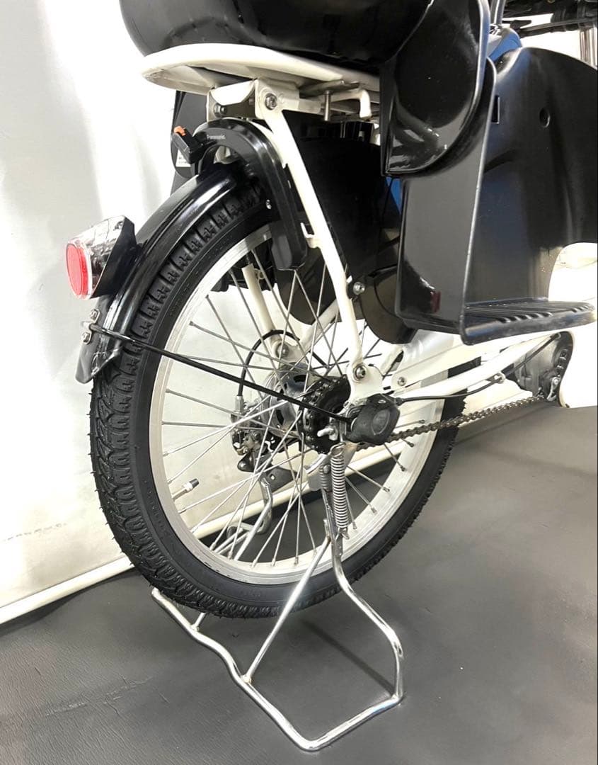 1年保証 新型　パナソニック　ギュット　20インチ　人気　白　電動アシスト自転車