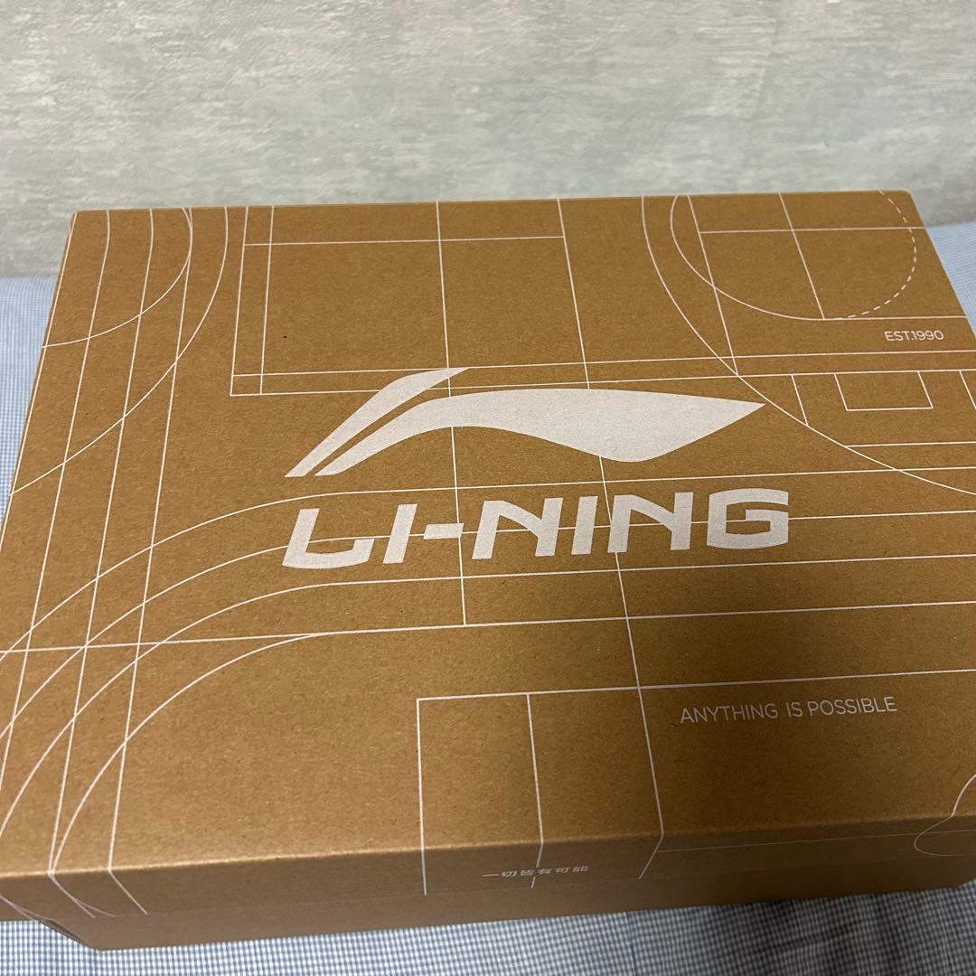 極美品 LI-NING RED HARE 8 PRO サイズ26㎝