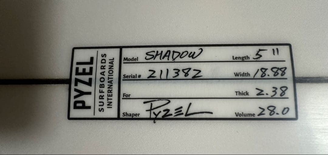 PYZEL SHADOW 5'11\" ショートボード