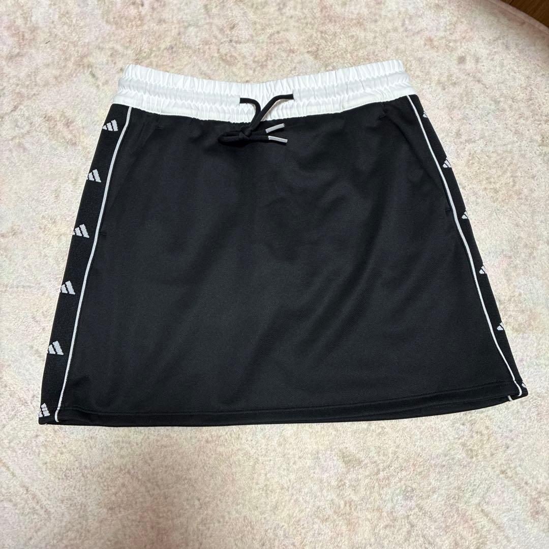新品　M アディダスゴルフ 上下セット フリーススカート　ビッグシルエットニット