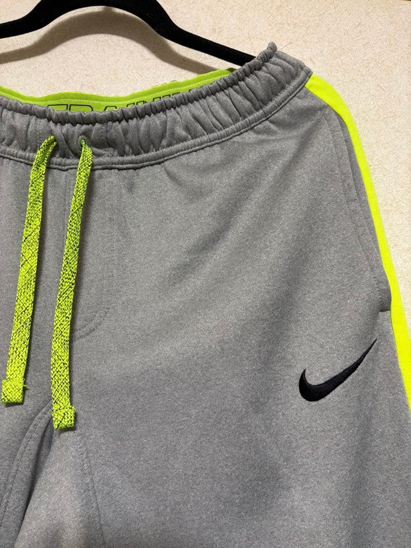 NIKE セットアップ　ジャージ上下　グレー　フード付き