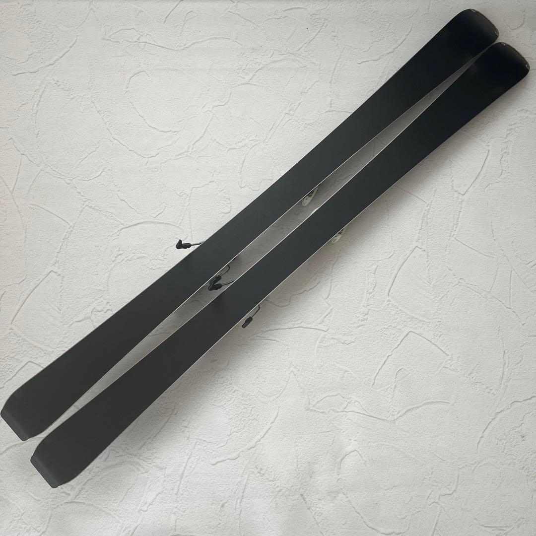 Atomic Black Heavenレディース スキー板　148cm