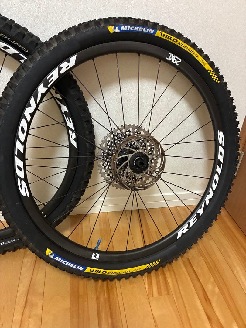 T*i様 29インチカーボンホイールReynolds i9 hydraハブ XG
