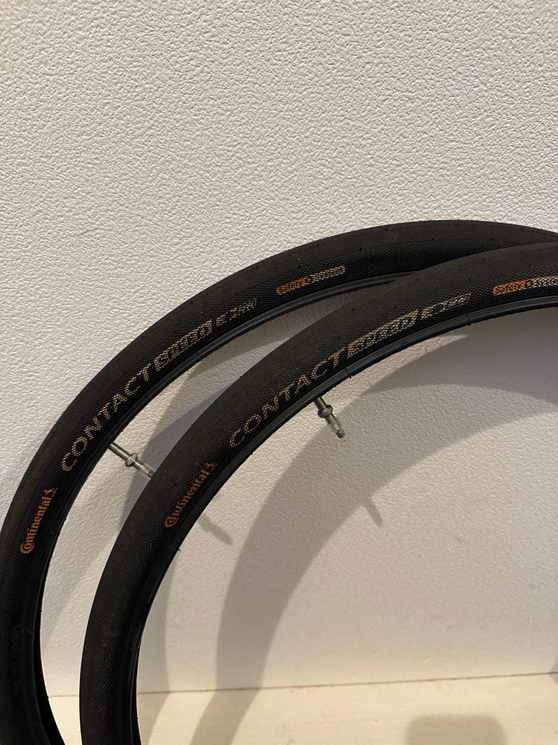 CONTINENTAL コンチネンタル 26インチ タイヤ