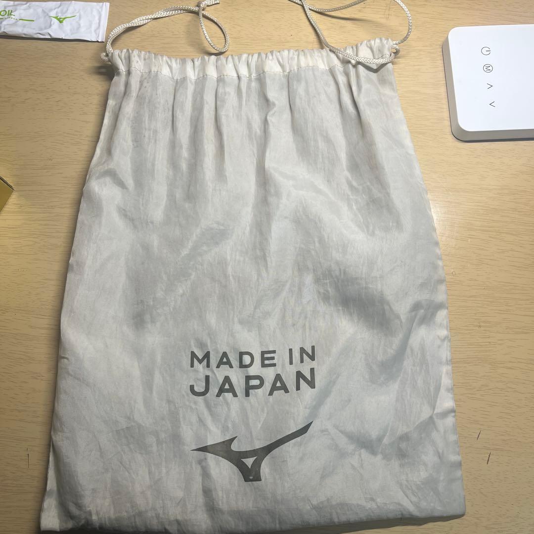p*r様 MORELIA UL JAPAN 26.0cm 金箱　シューズケース