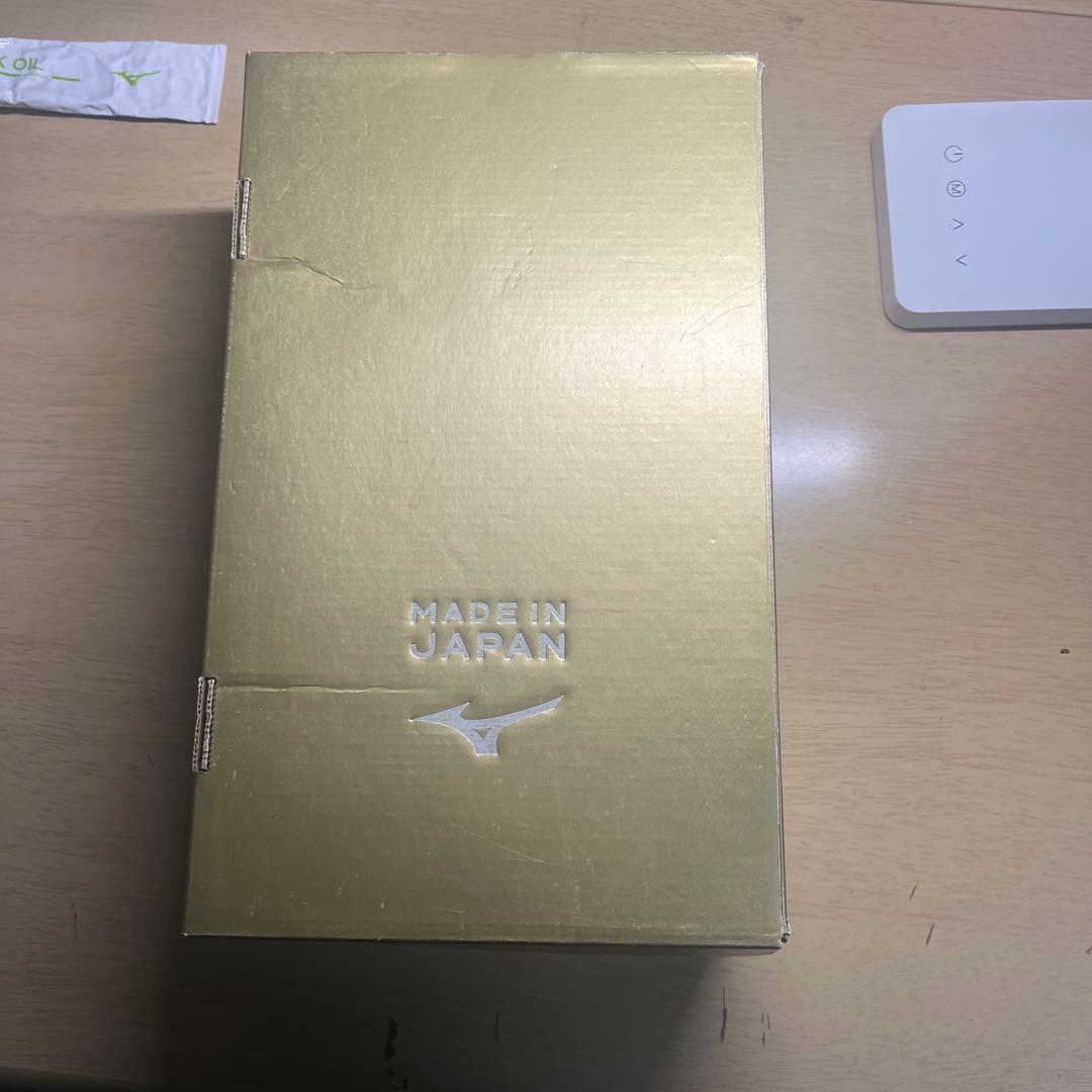p*r様 MORELIA UL JAPAN 26.0cm 金箱　シューズケース