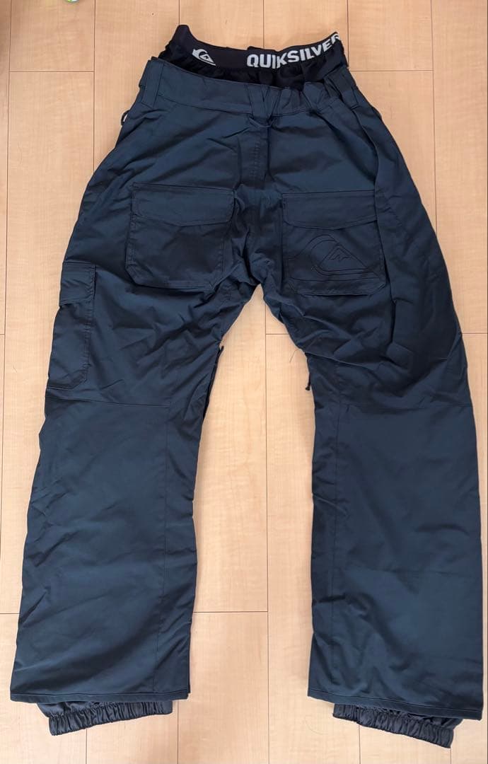 最終値下【新品未使用タグ付き】QUIKSILVER スノーボードパンツ ブラック