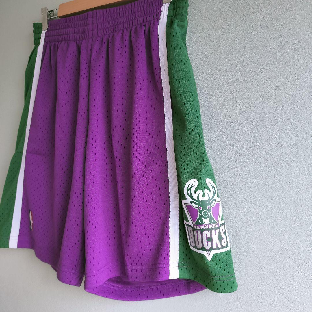 【新品未使用タグ付き】 MITCHELL＆NESS NBA BUCKS バスパン