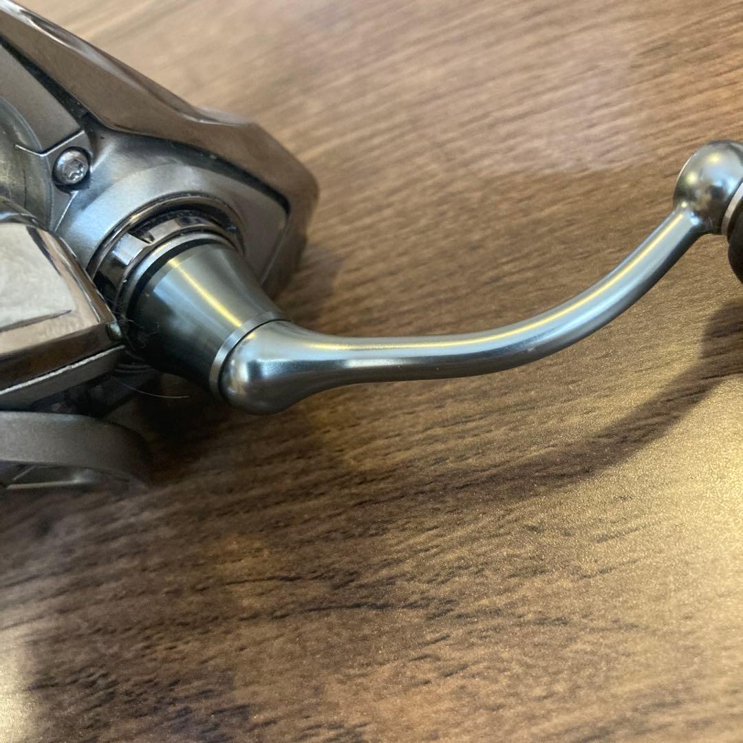 DAIWA FREAMS LT 2000S-XH スピニングリール