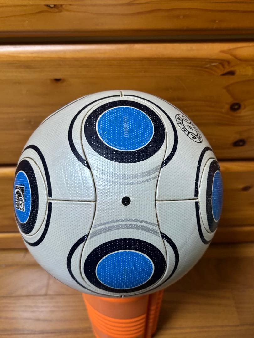 Jリーグ公式試合球　adidas サッカーボール　5号球