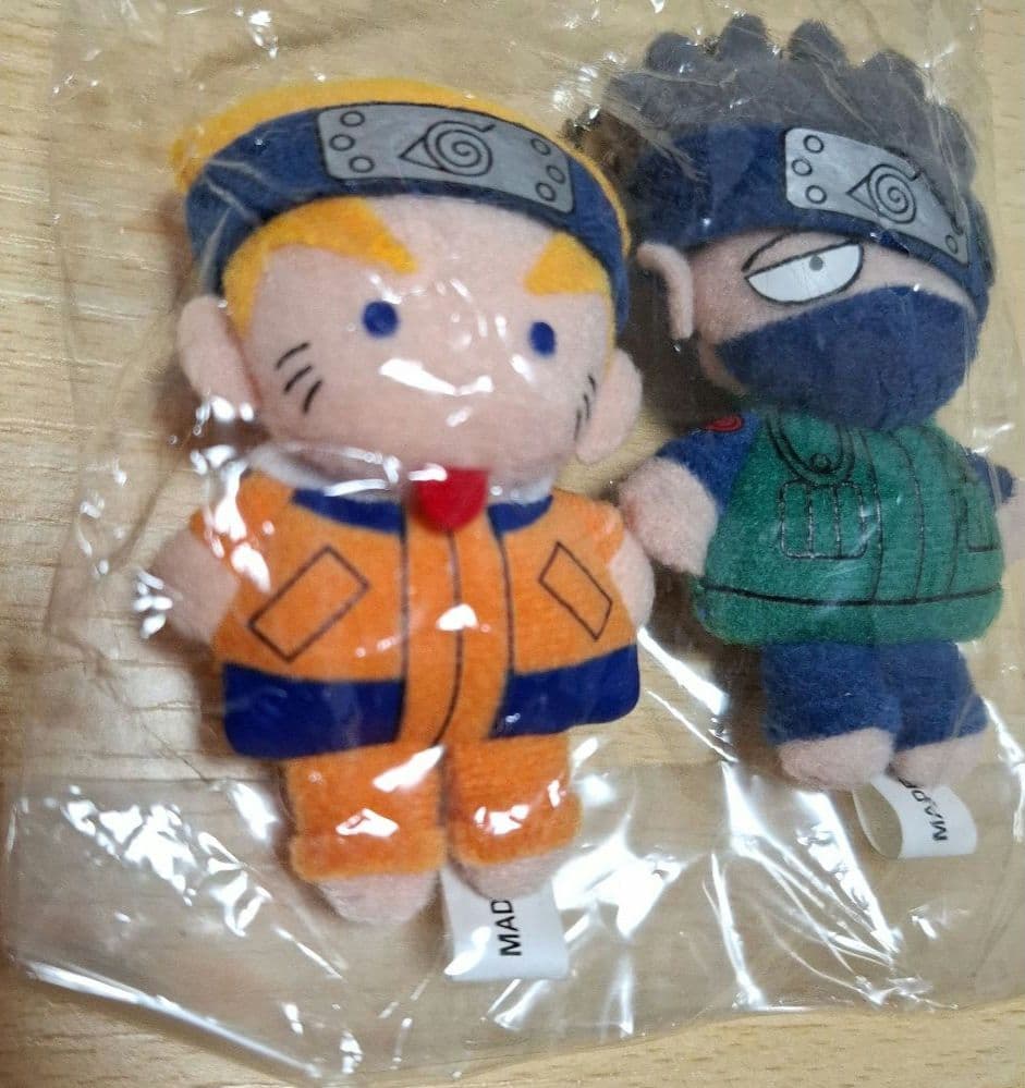 ジャンプ応募者サービス　NARUTO　ナルト・カカシ　キーチェーンマスコット