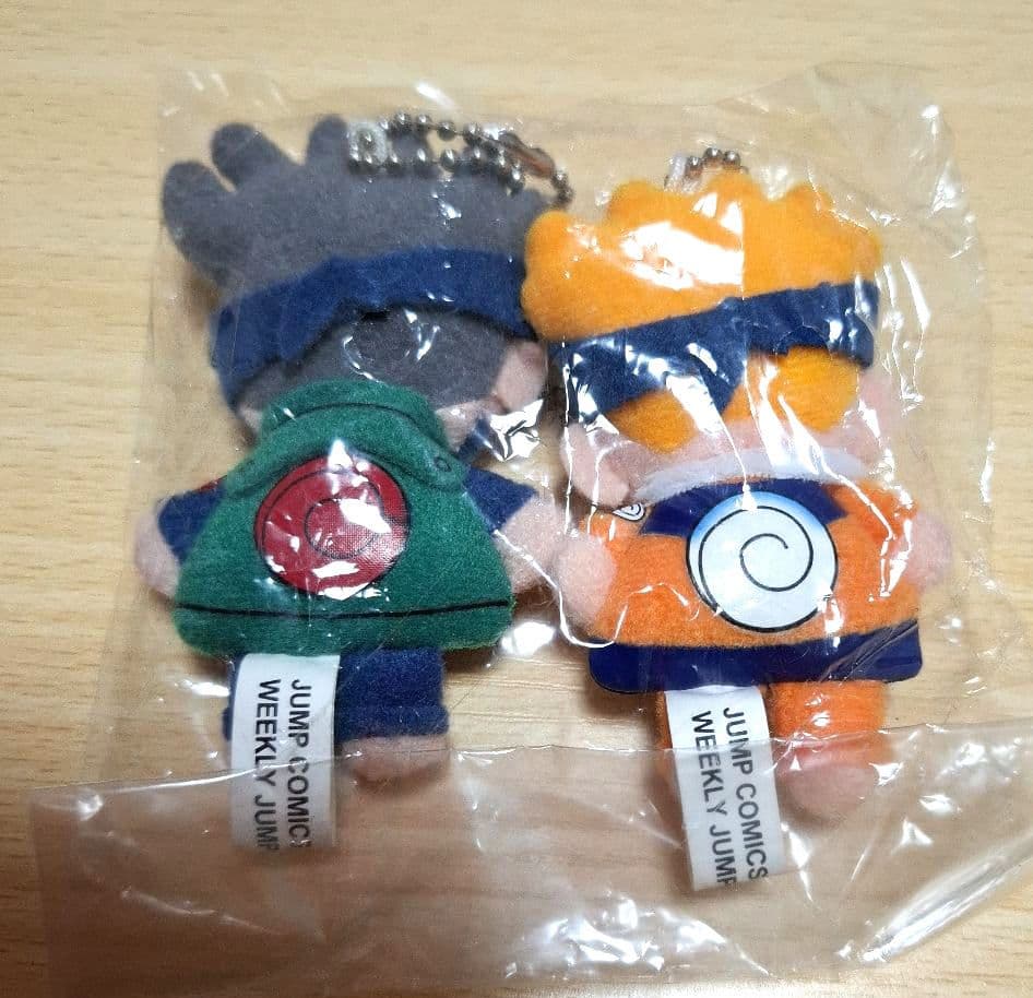 ジャンプ応募者サービス　NARUTO　ナルト・カカシ　キーチェーンマスコット