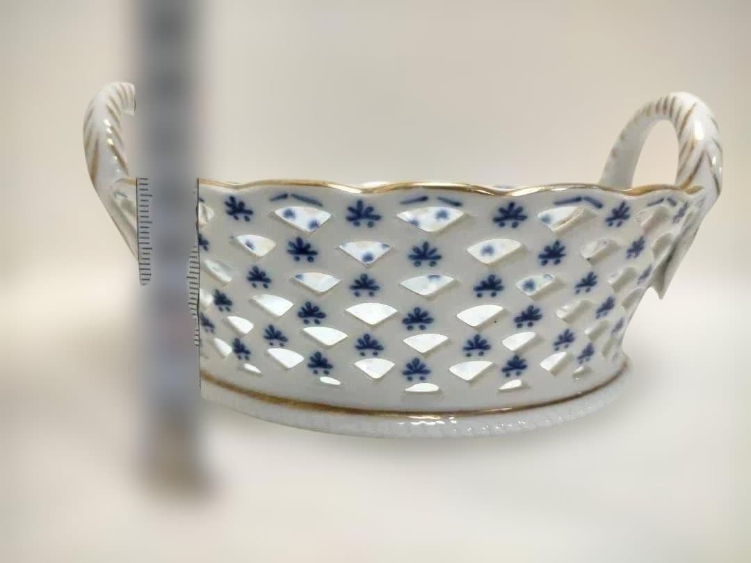 ファインポーセリン菓子皿／ノリタケスタジオコレクション　花柄カップ・ソーサー2個