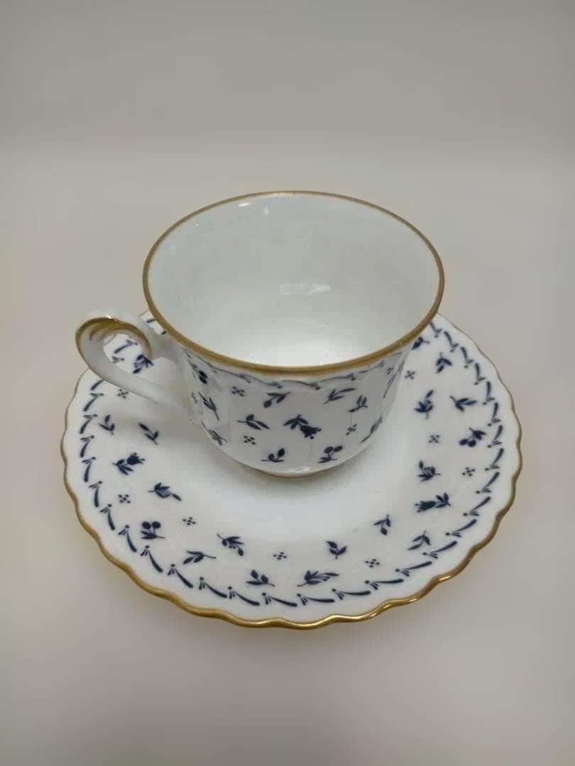 ファインポーセリン菓子皿／ノリタケスタジオコレクション　花柄カップ・ソーサー2個