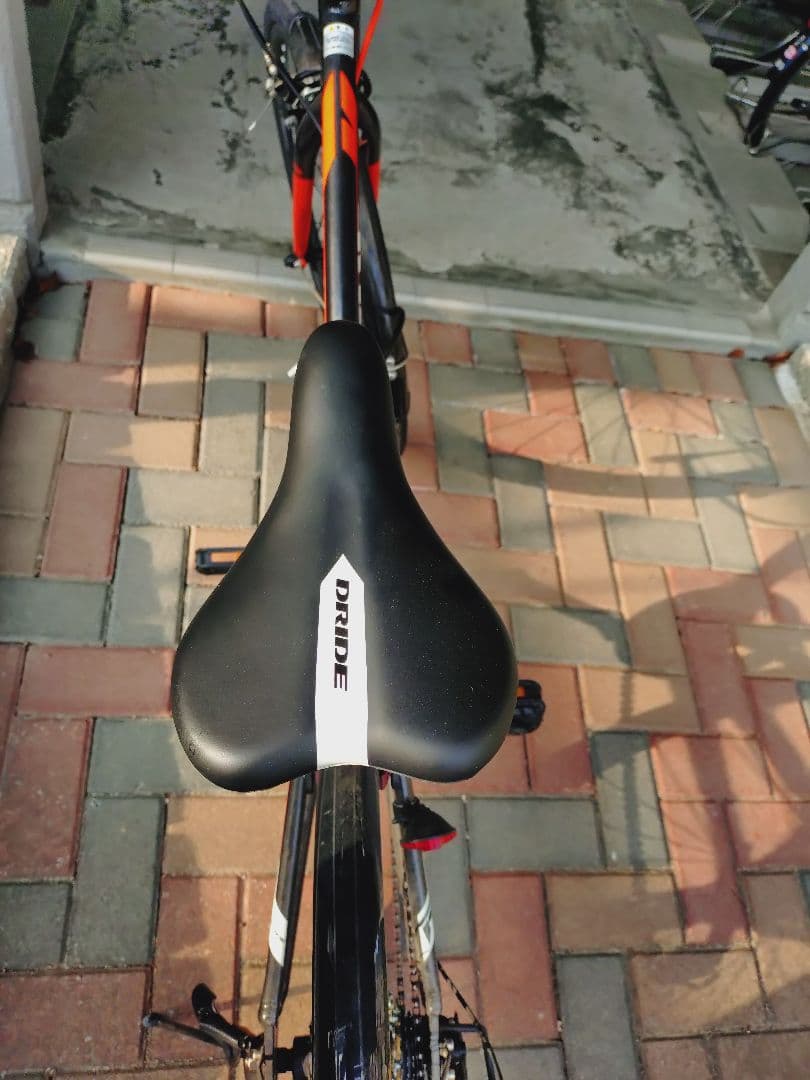 RIDE ジュニアスポーツ自転車 黒・赤