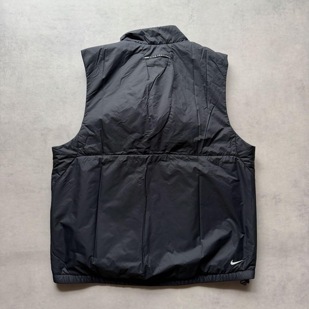 新品 Lサイズ ナイキ トレイル プリマロフト ランニング ベスト 黒