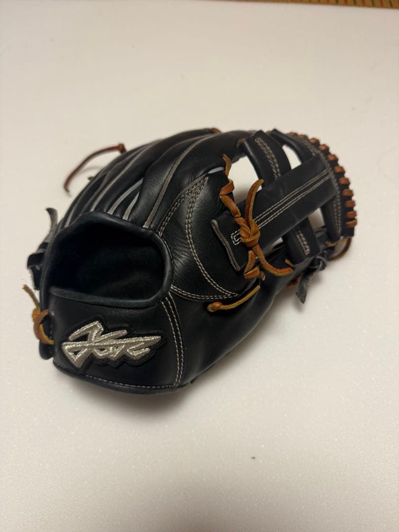 エールストーリー硬式内野手用 限定グラブ