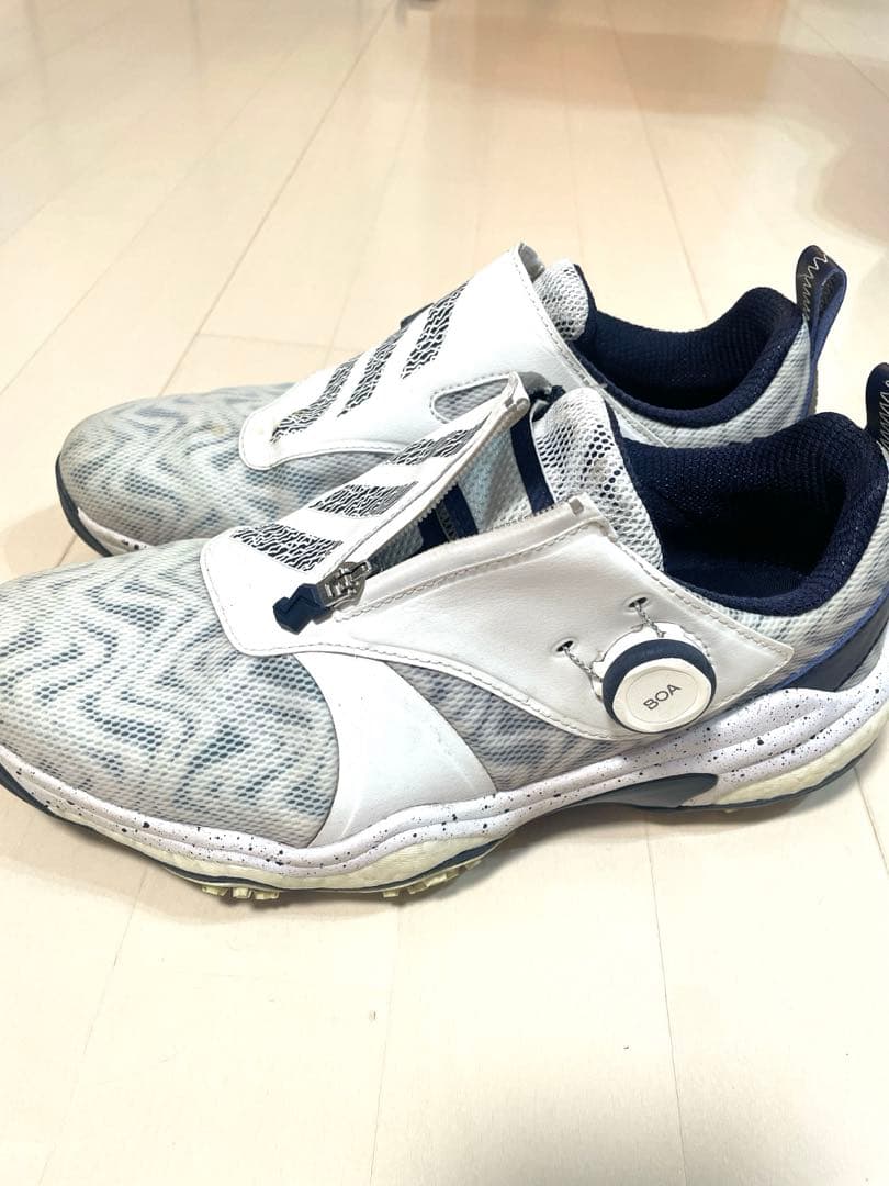 adidas BOOST ゴルフシューズ