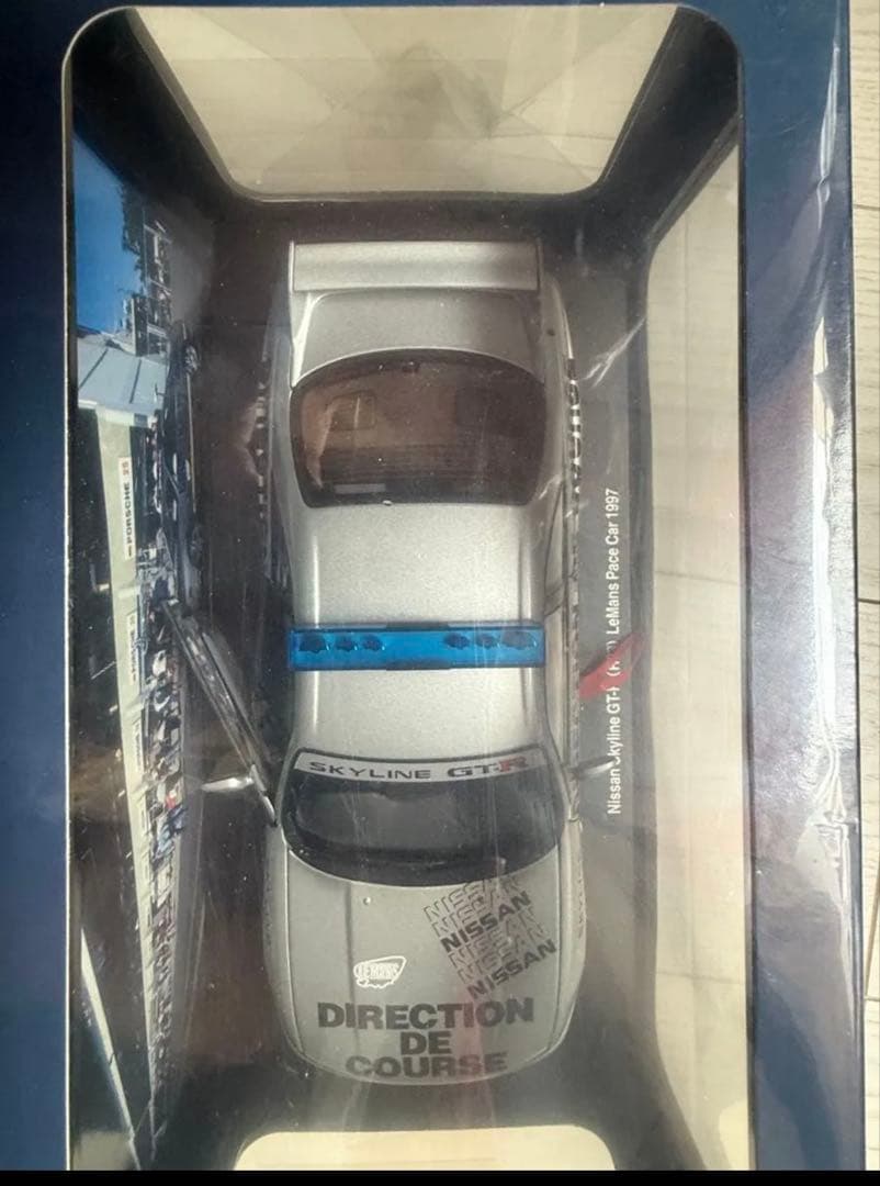 オートアート R33 GT-R ルマン ペースカー